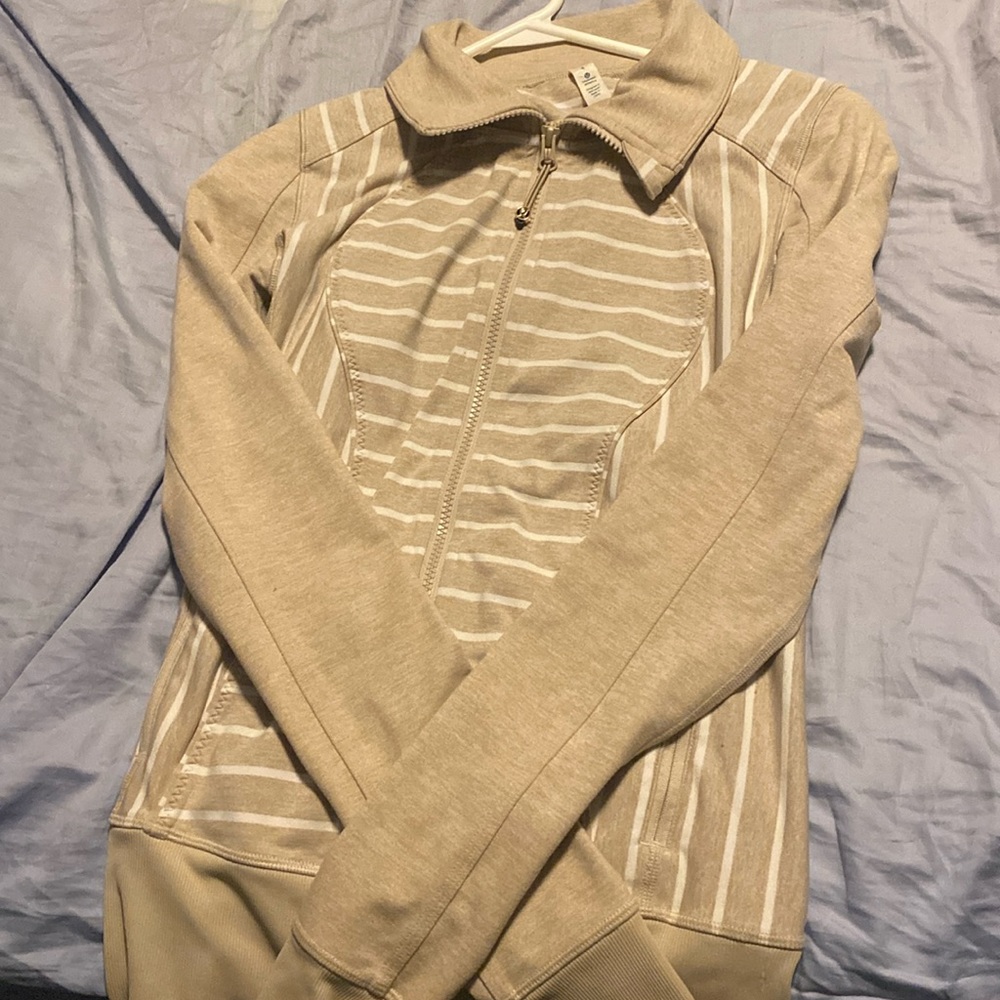 Lululemon long sleeve zip up